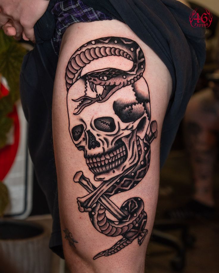 Snake and Skull